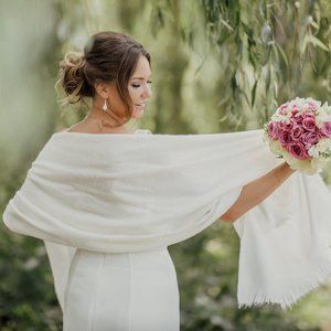 Apalca Wedding Shawl
